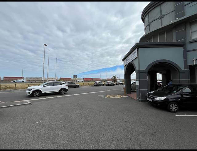 73M² OFFICE TO LET IN PAARDEN EILAND